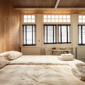  Apartamento New! Private Authentic In Centre!